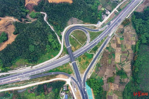 峨眉南山收費站11月24日開通，助力峨漢高速公路試運行與旅游發(fā)展